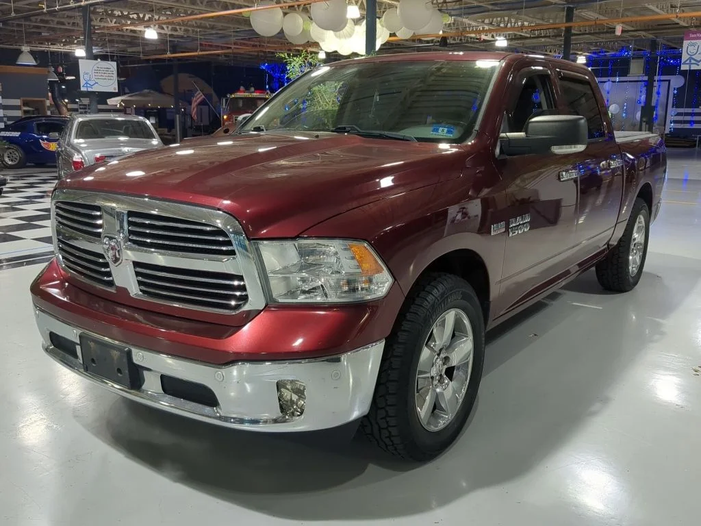 2016 RAM 1500 Big Horn 4x4 Crew Cab 5'7's photo