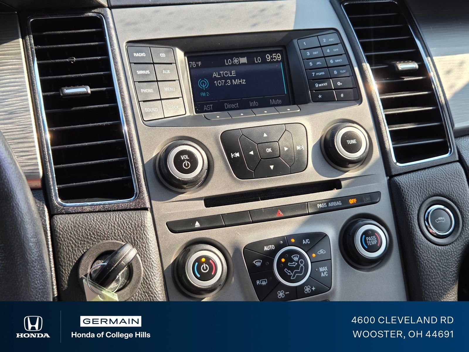 Used 2017 Blue Ford SEL image 11