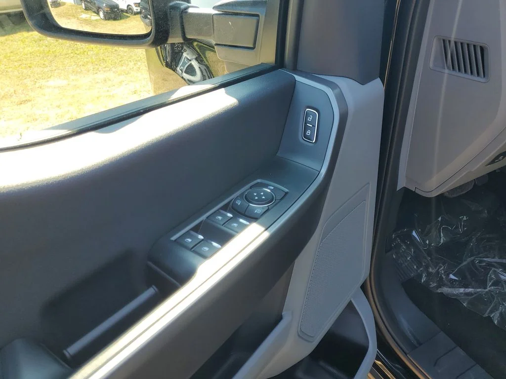 2026 Ford F-250 Super Duty XL - Photo 7
