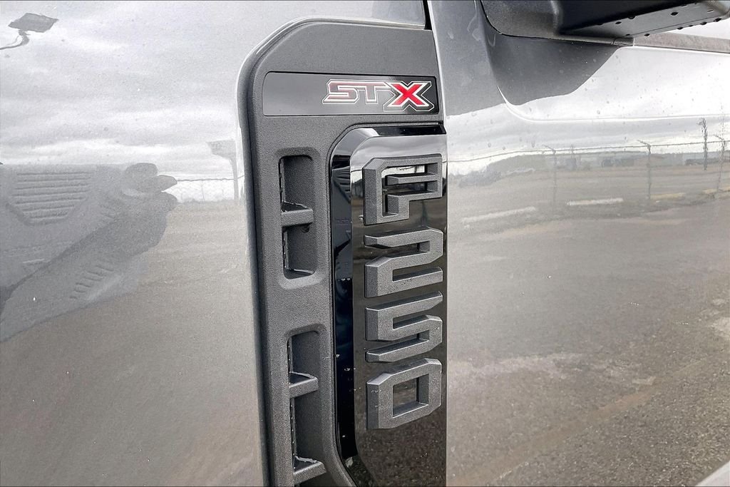 New 2026 Ford Super Duty F-250 XL 4D Crew Cab