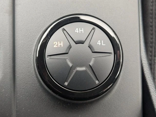 New 2026 Velocity Blue Metallic Ford XLT image 19