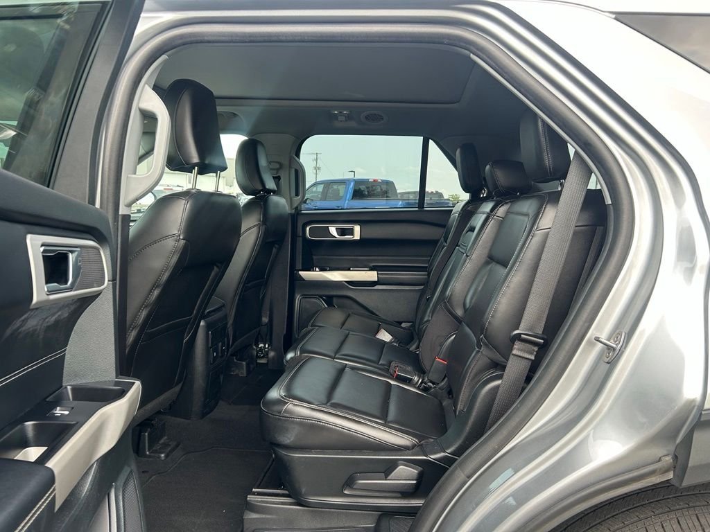 Used 2022 Silver Metallic Ford XLT image 22