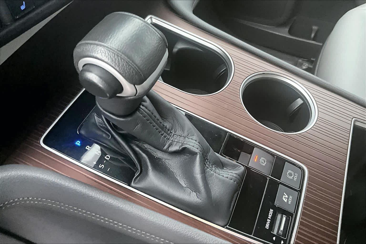Used 2023 Midnight Black Metallic Toyota XLE image 17