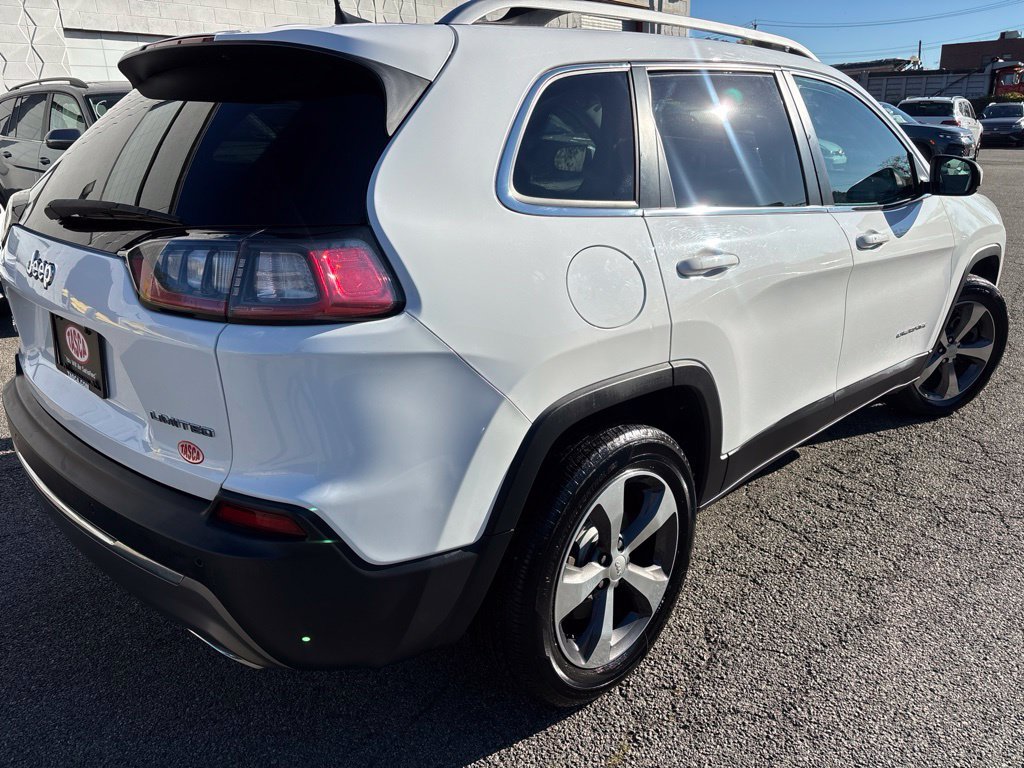 Used 2019 White Jeep Limited image 6