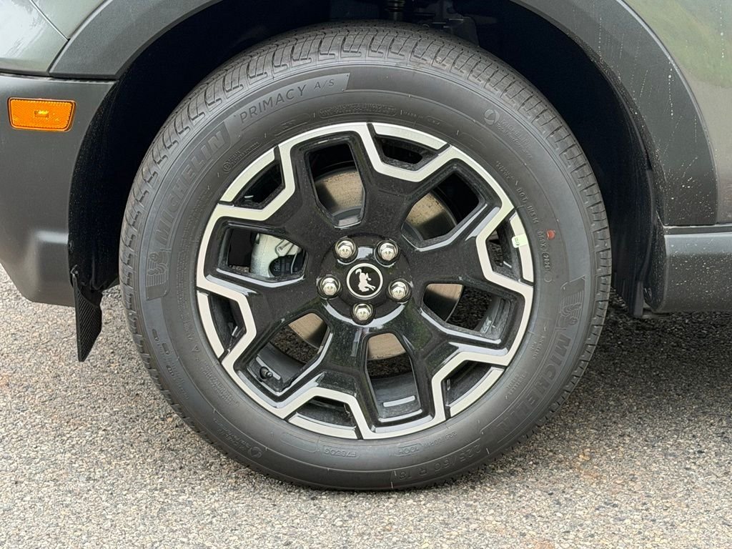 New 2026 Carbonized Gray Metallic Ford Outer Banks® image 20