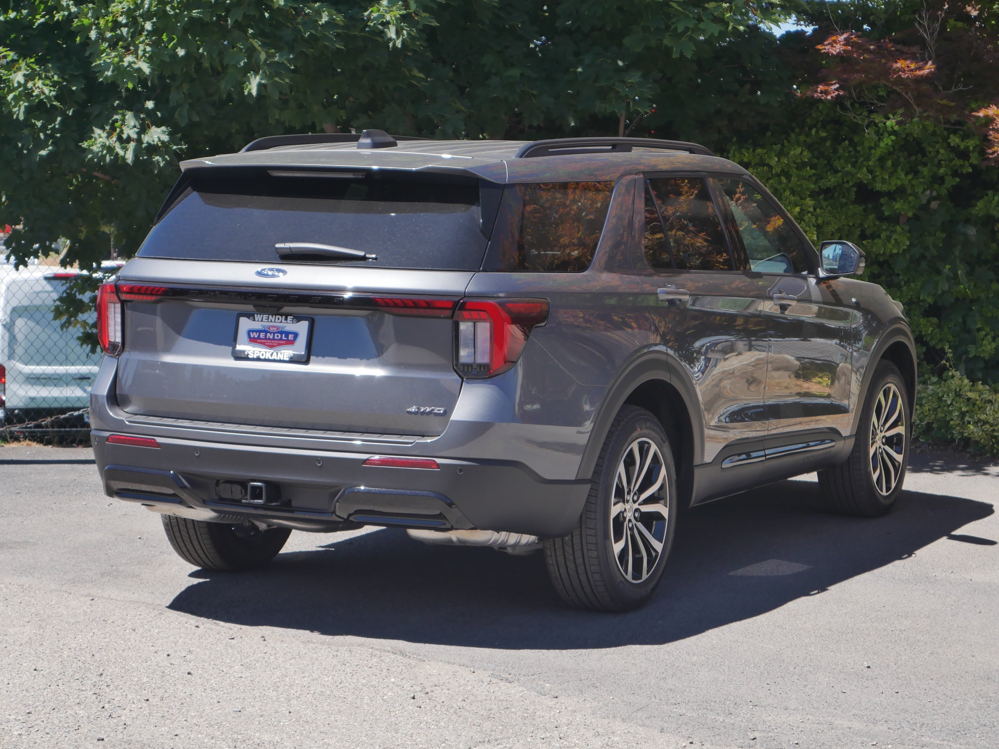 New 2026 Carbonized Gray Metallic Ford ST-Line image 28