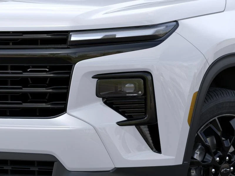 New 2026 Summit White Chevrolet LT image 10