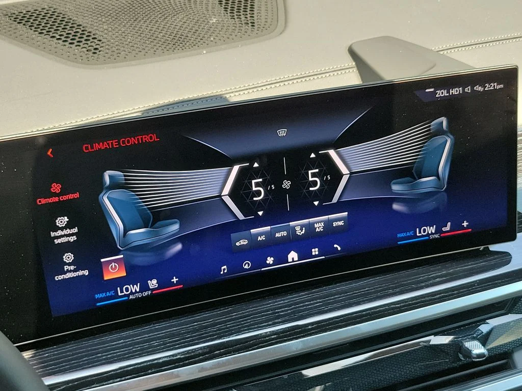 Used 2026 Gray BMW xDrive40i image 31
