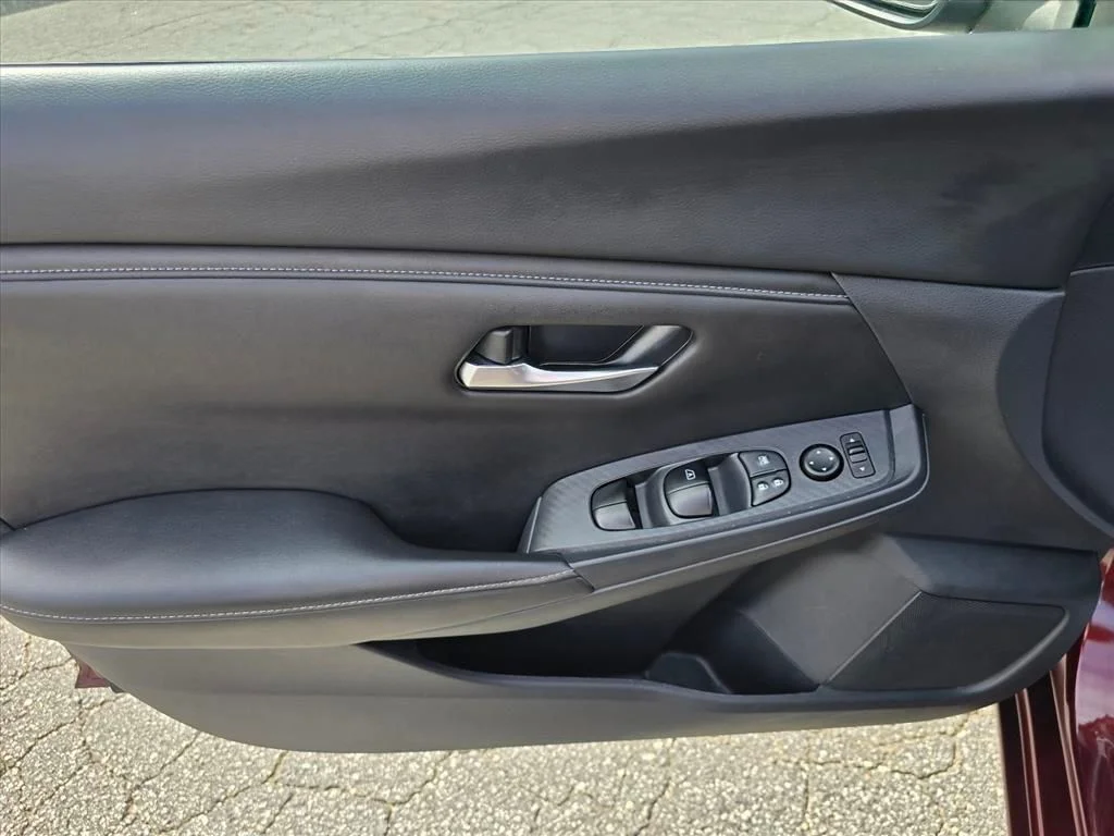 Used 2025 Red Nissan SV image 8