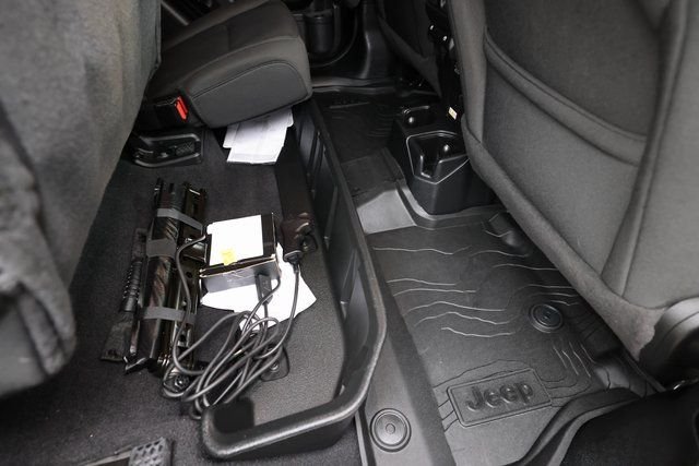 2021 Jeep Gladiator WILLYS - Photo 24