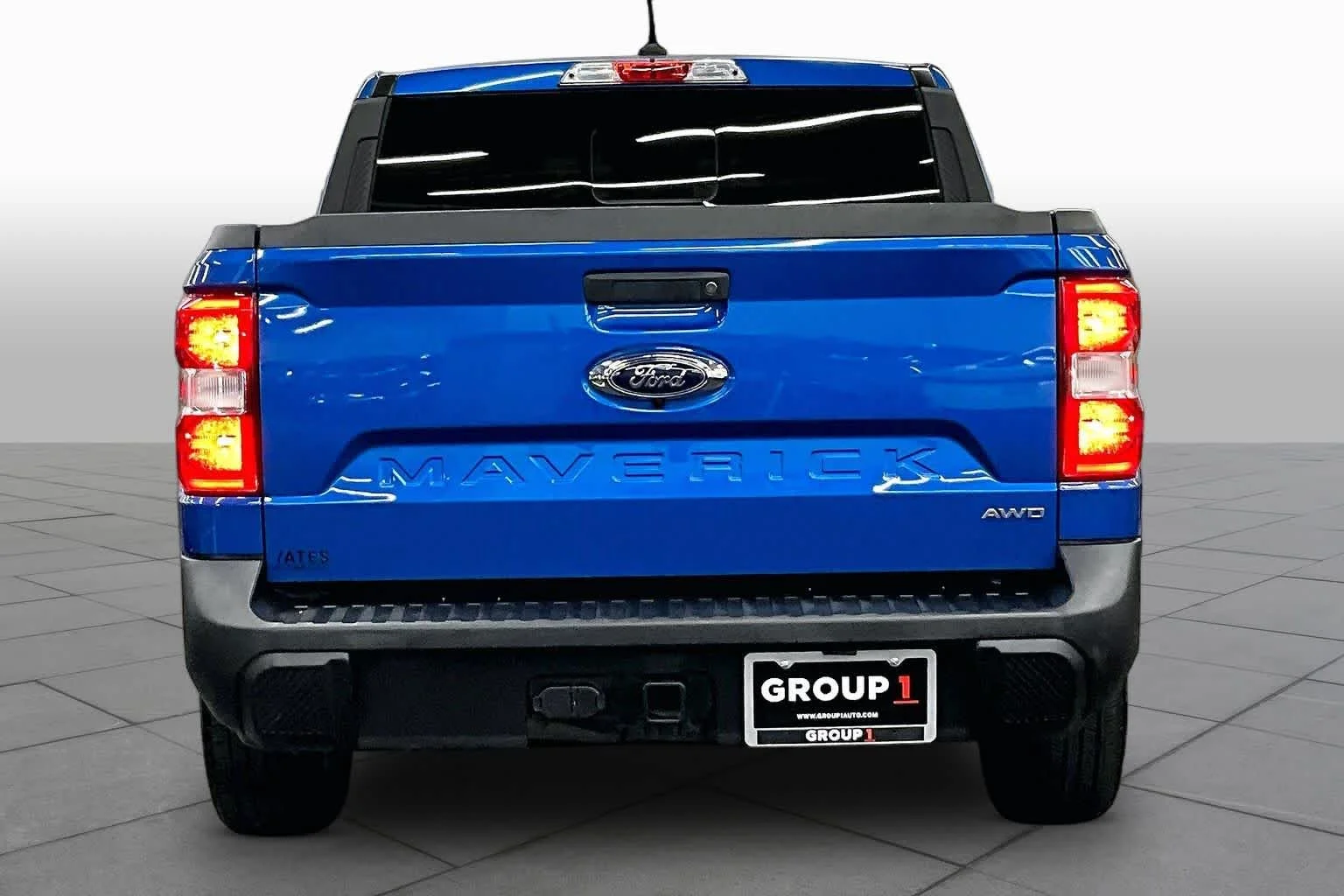 Used 2022 Velocity Blue Metallic Ford Lariat image 4