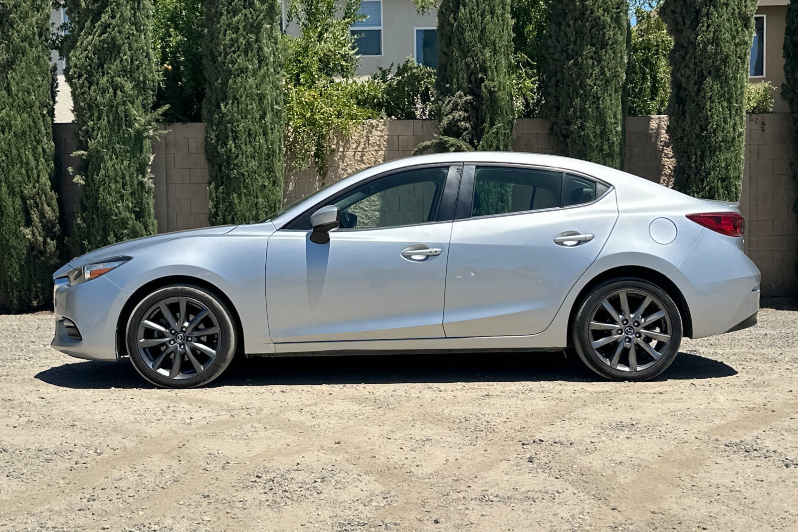 Used 2018 Sonic Silver Metallic Mazda Touring image 7