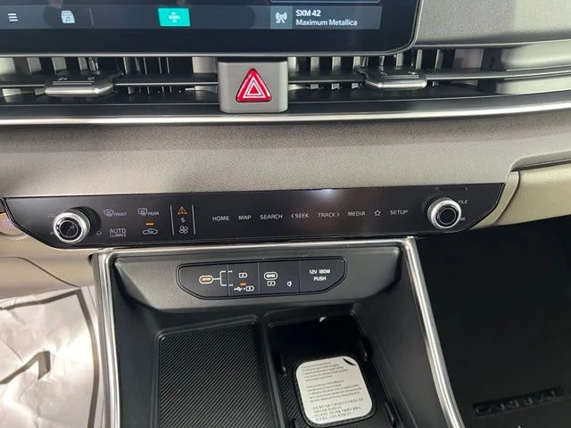 New 2027 White Kia EX image 23