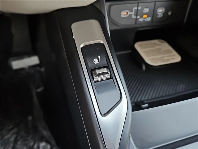 New 2026 Wolf Gray KIA EX Front-Wheel Drive image 15