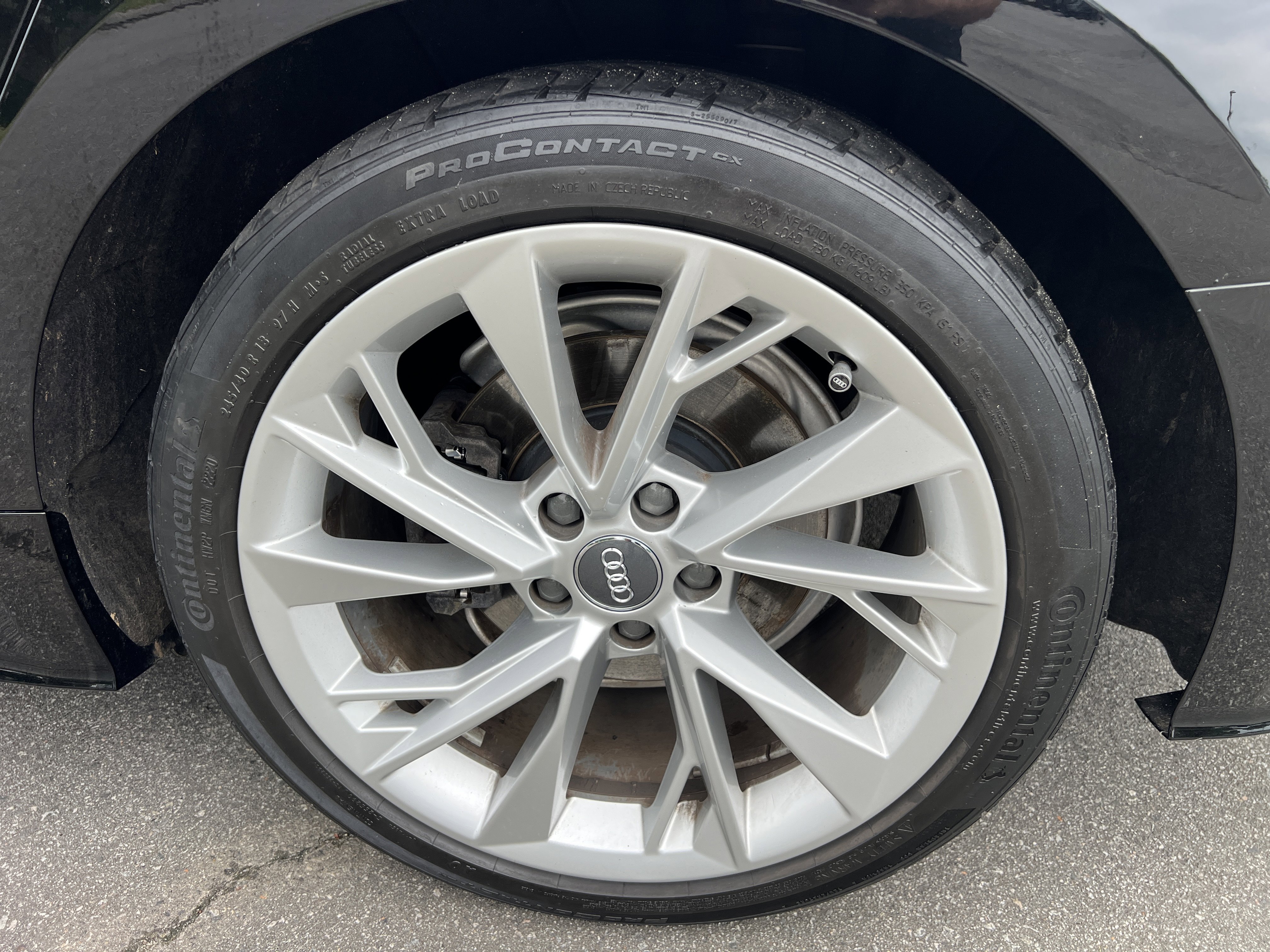 Used 2021 Brilliant Black Audi Premium Plus image 10