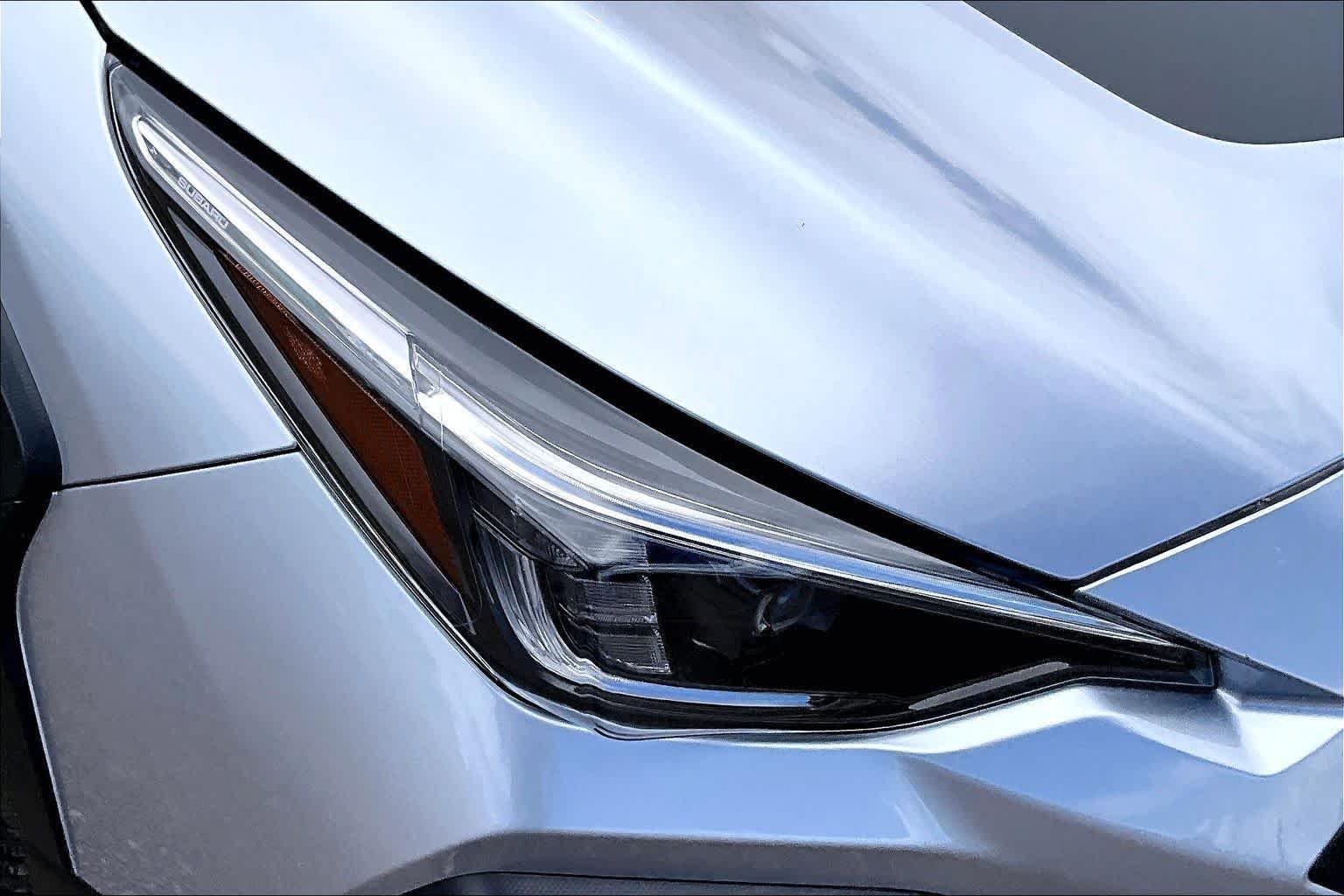Used 2025 Ice Silver Metallic Subaru Wilderness image 25