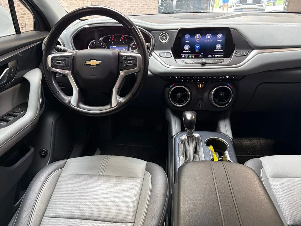 Used 2020 Summit White Chevrolet LT image 16