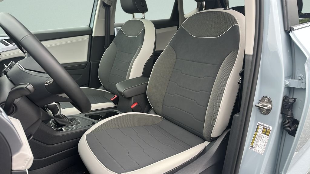 New 2026 Monument Gray Volkswagen 1.5T SE image 33