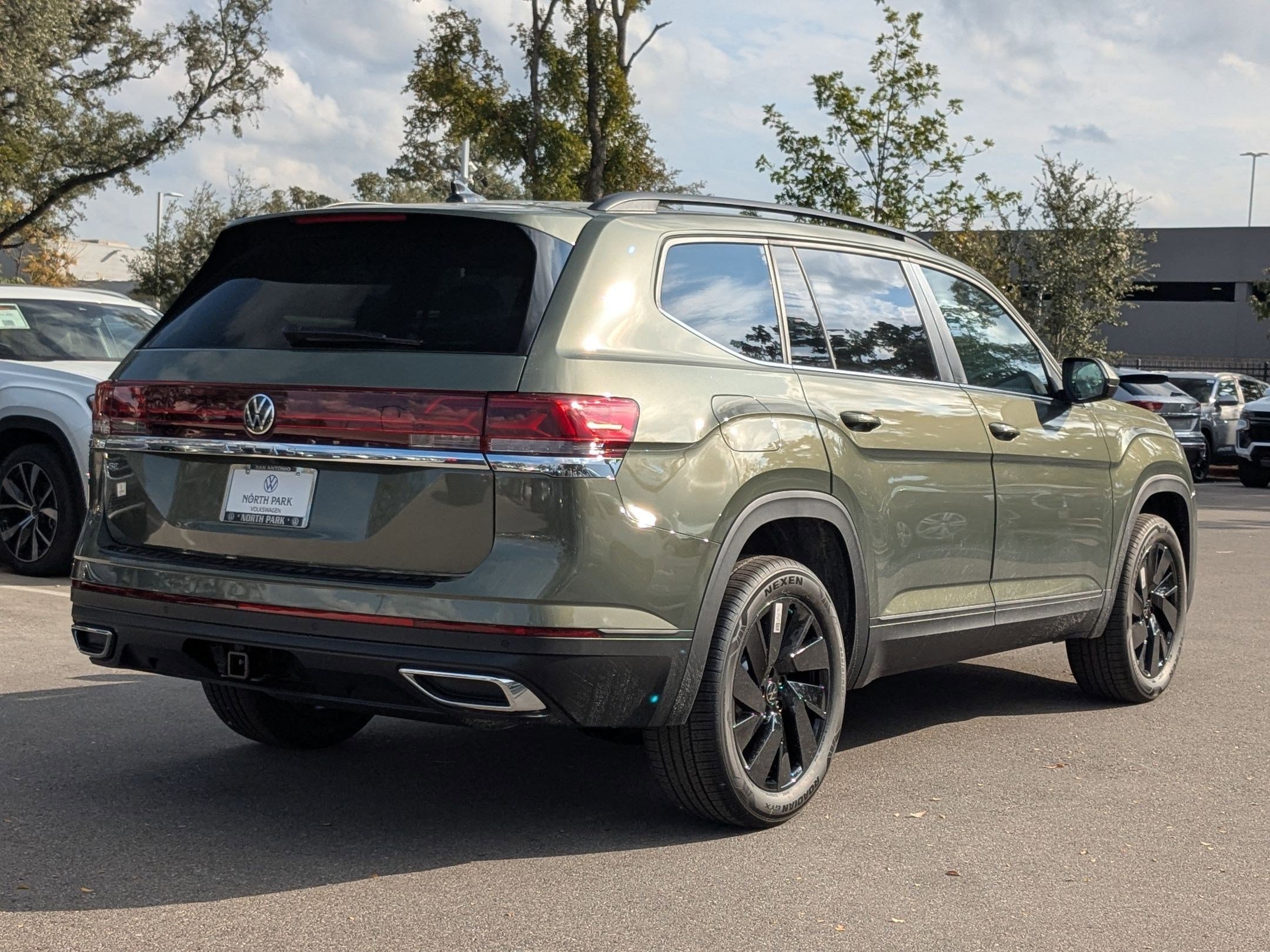 New 2026 Avocado Green Pearl Volkswagen 2.0T SE w/Technology image 2
