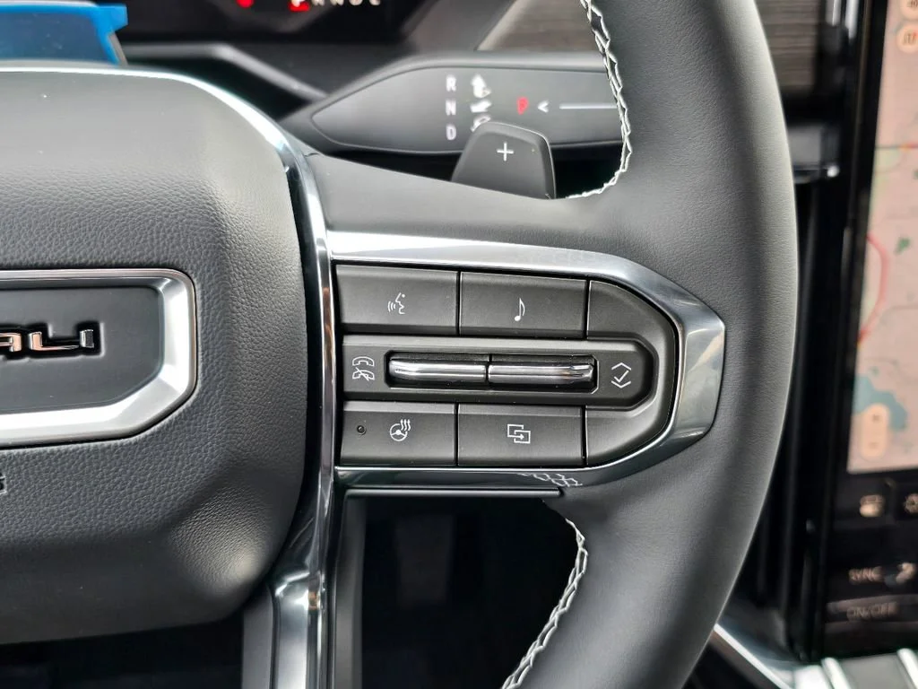 2026 GMC Acadia Denali - Photo 19
