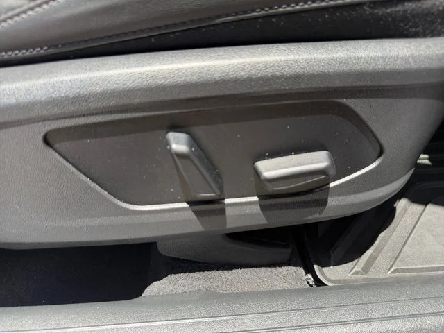 2023 Kia Sorento SX - Photo 17