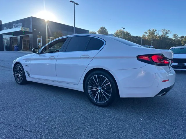 Used 2023 White BMW 530e iPerformance image 5