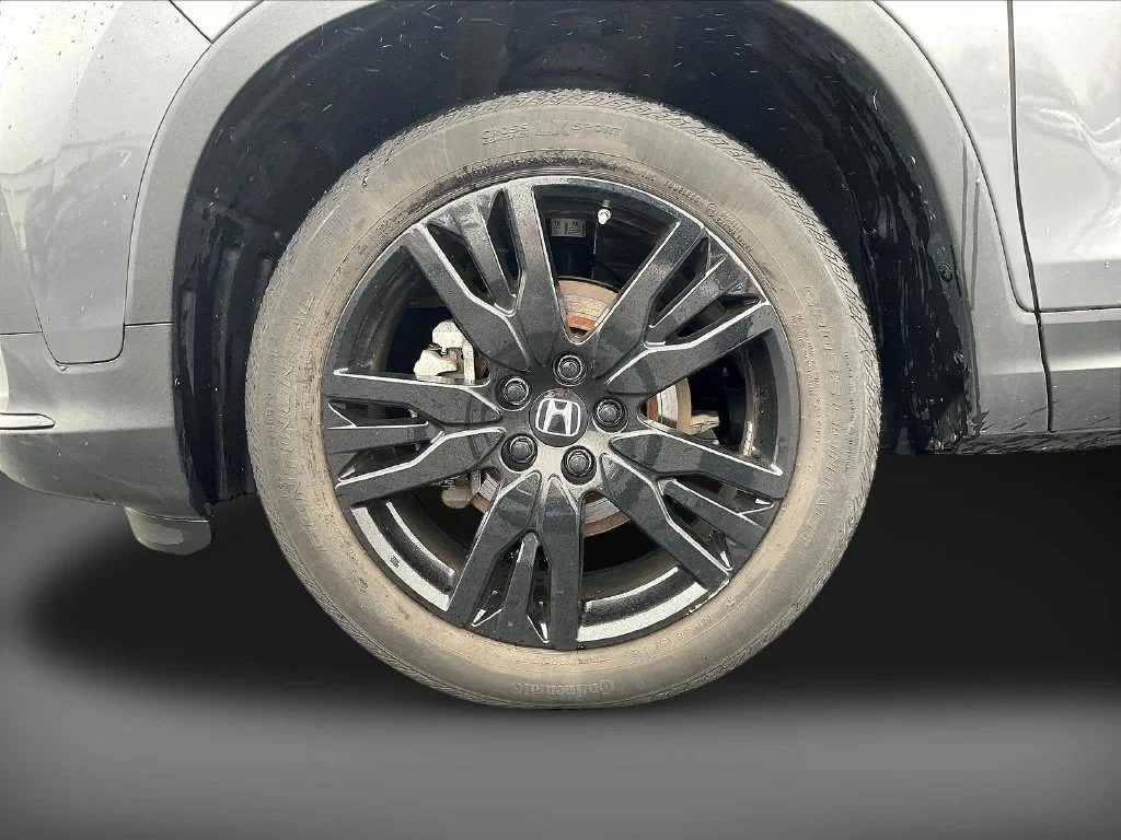 Used 2022  Honda Special Edition image 37