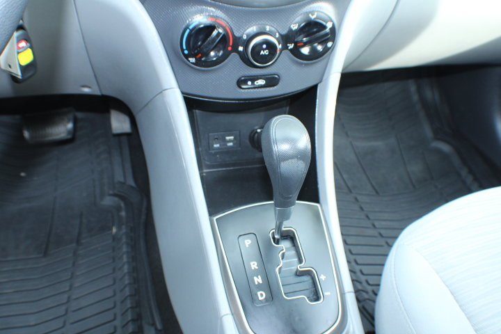 Used 2017 Century White Hyundai SE image 10