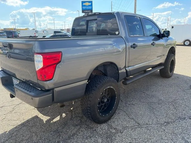 Used 2019 Gray Nissan SV image 3
