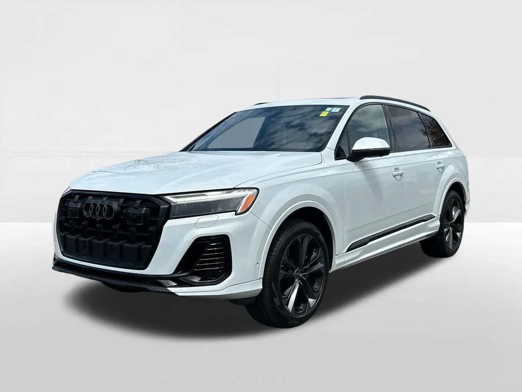 2025 Audi Q7 55 Premium Plus quattro Tiptronic's photo