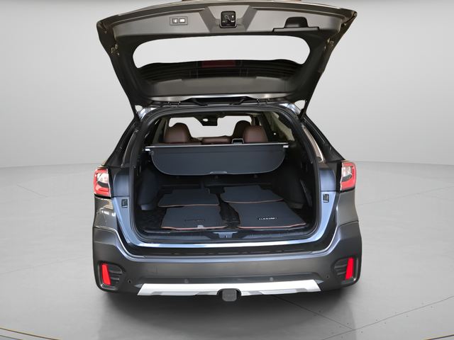 Used 2021 Gray Subaru Touring XT image 4