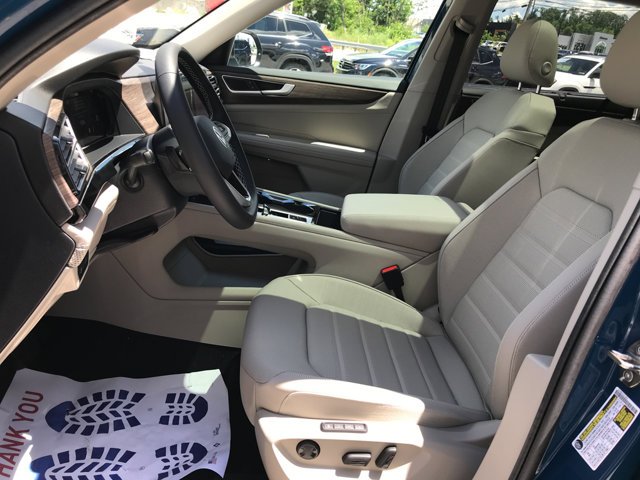 New 2026 Mountain Lake Blue Metallic Volkswagen 2.0T SEL image 25