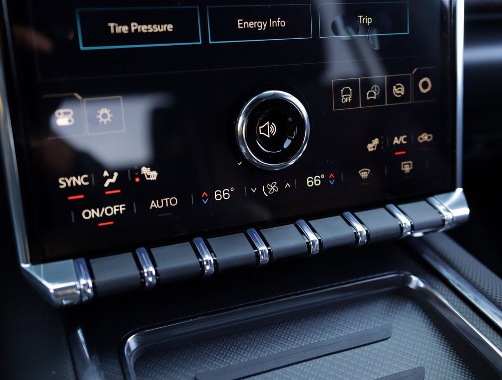 2026 GMC Sierra EV Elevation - Photo 19