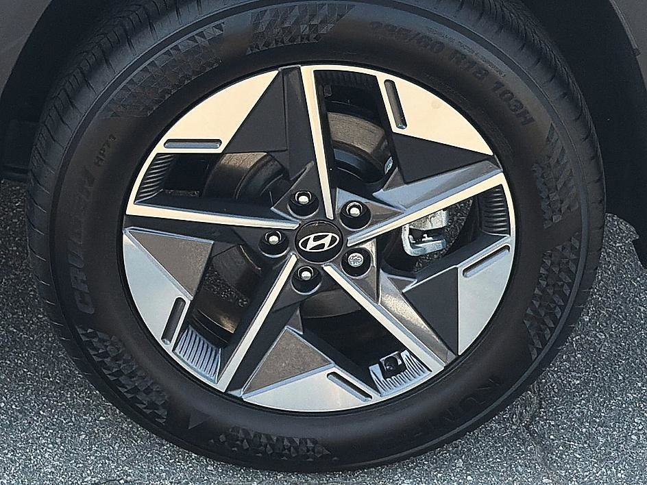 Used 2025 Serenity White Pearl Hyundai SEL image 6