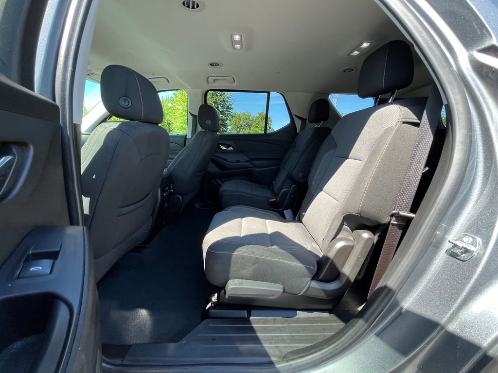2021 Chevrolet Traverse 1LT - Photo 17