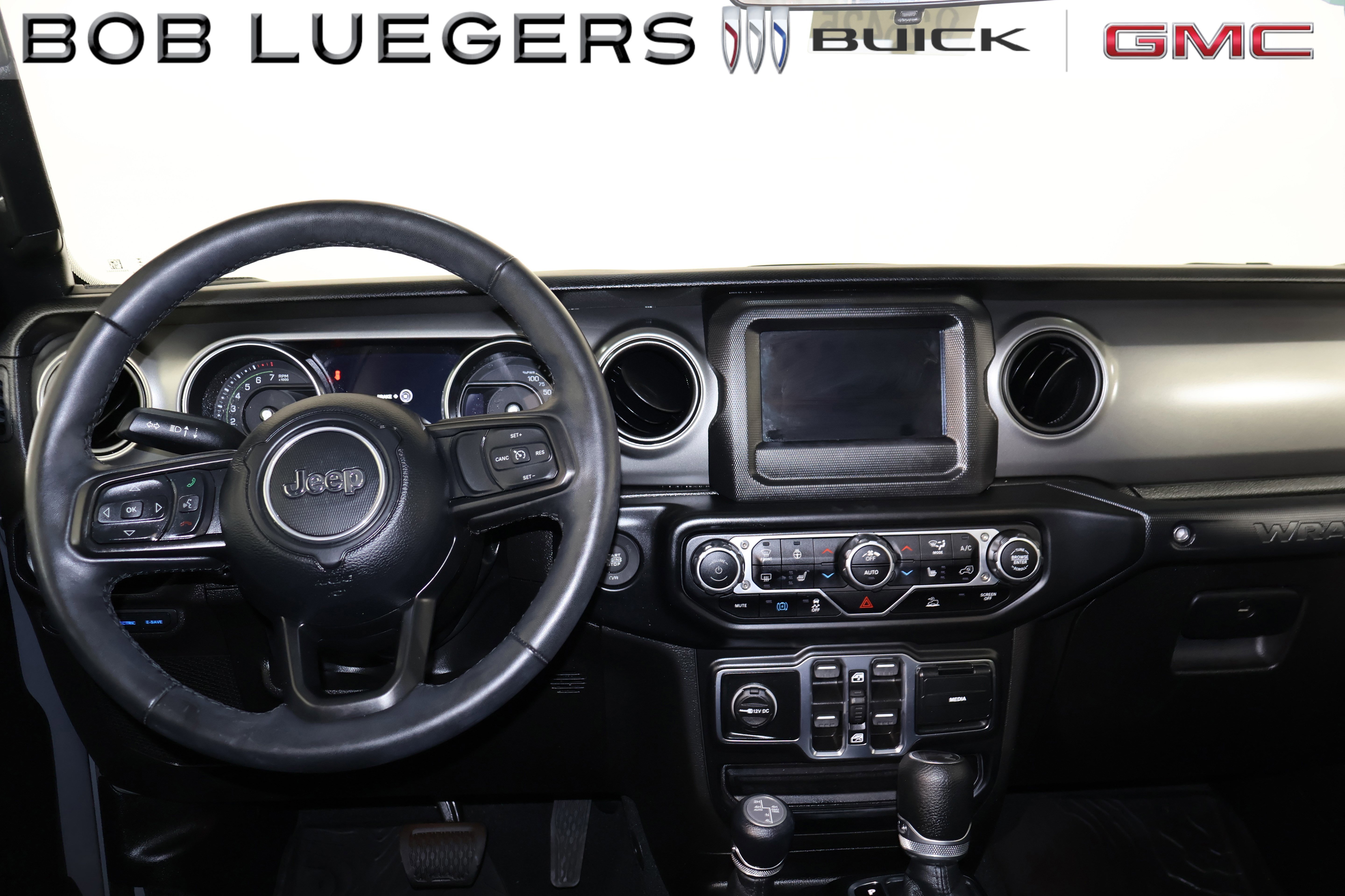 Used 2023 Gray Jeep 4x4 image 12