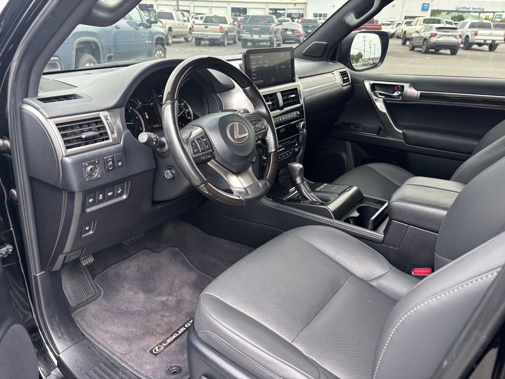 Used 2023 Black Lexus 460 image 8
