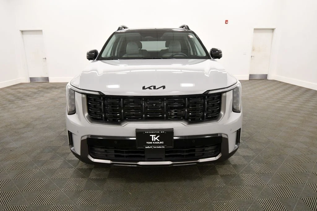 Certified Used 2025 Gray Kia X-Line SX image 11
