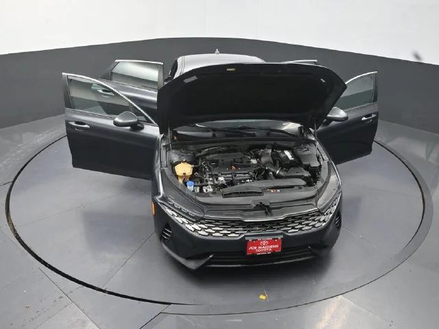 Used 2022 Gray Kia LXS image 40
