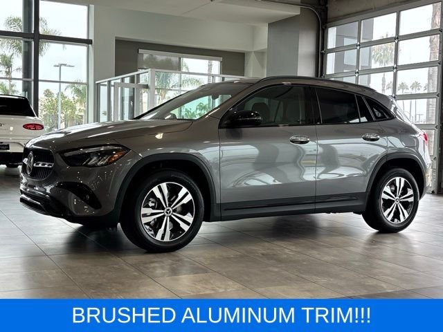 Used 2026 Gray Mercedes-Benz GLA 250 image 9