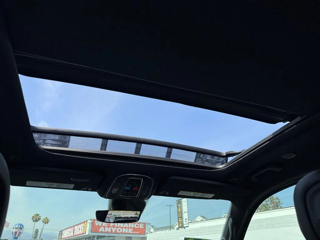 New 2026 High Gloss Black Exterior Paint Jeep Limited Reserve image 38