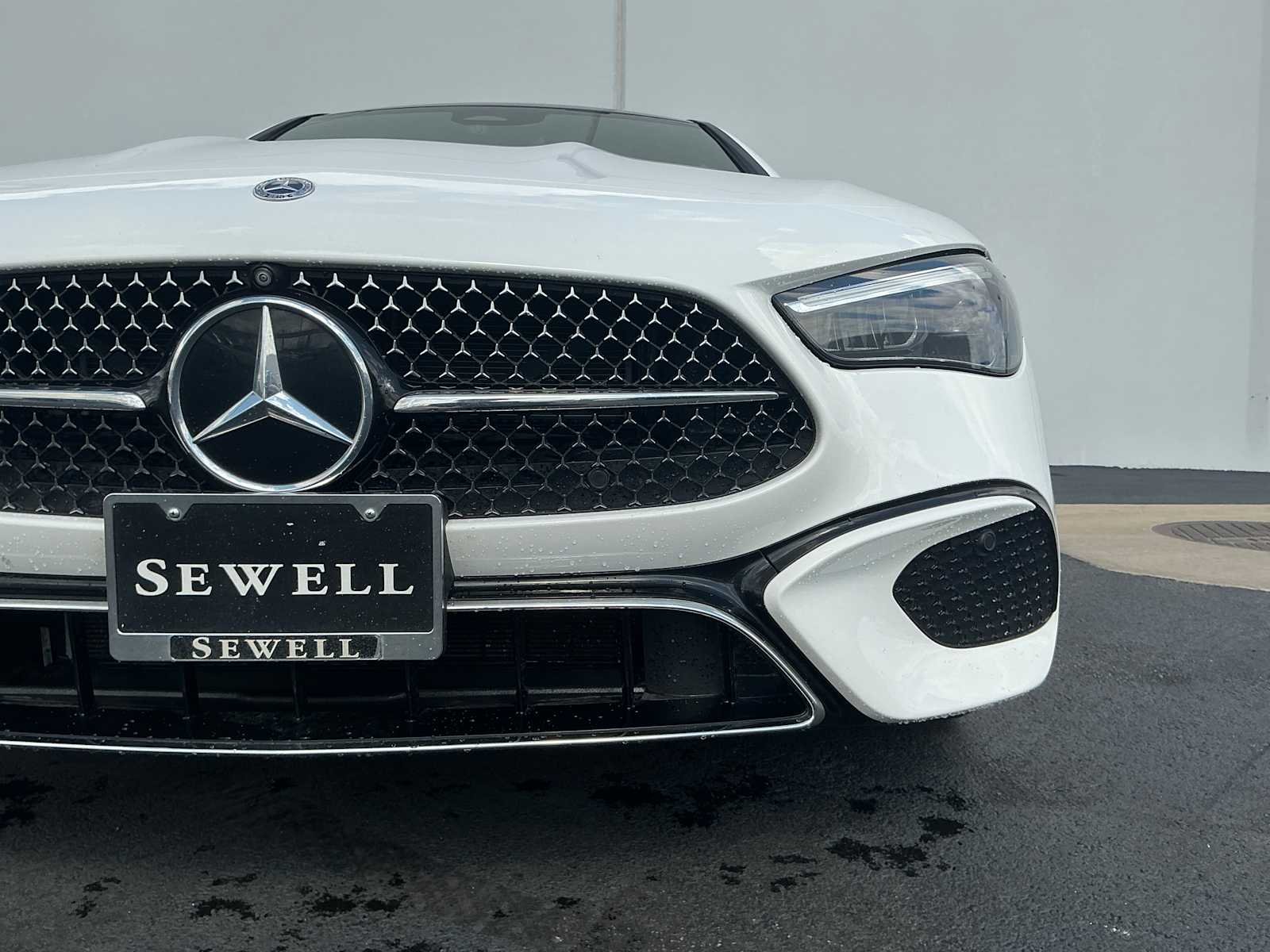 Certified Used 2026 Polar White Mercedes-Benz CLE 300 image 7