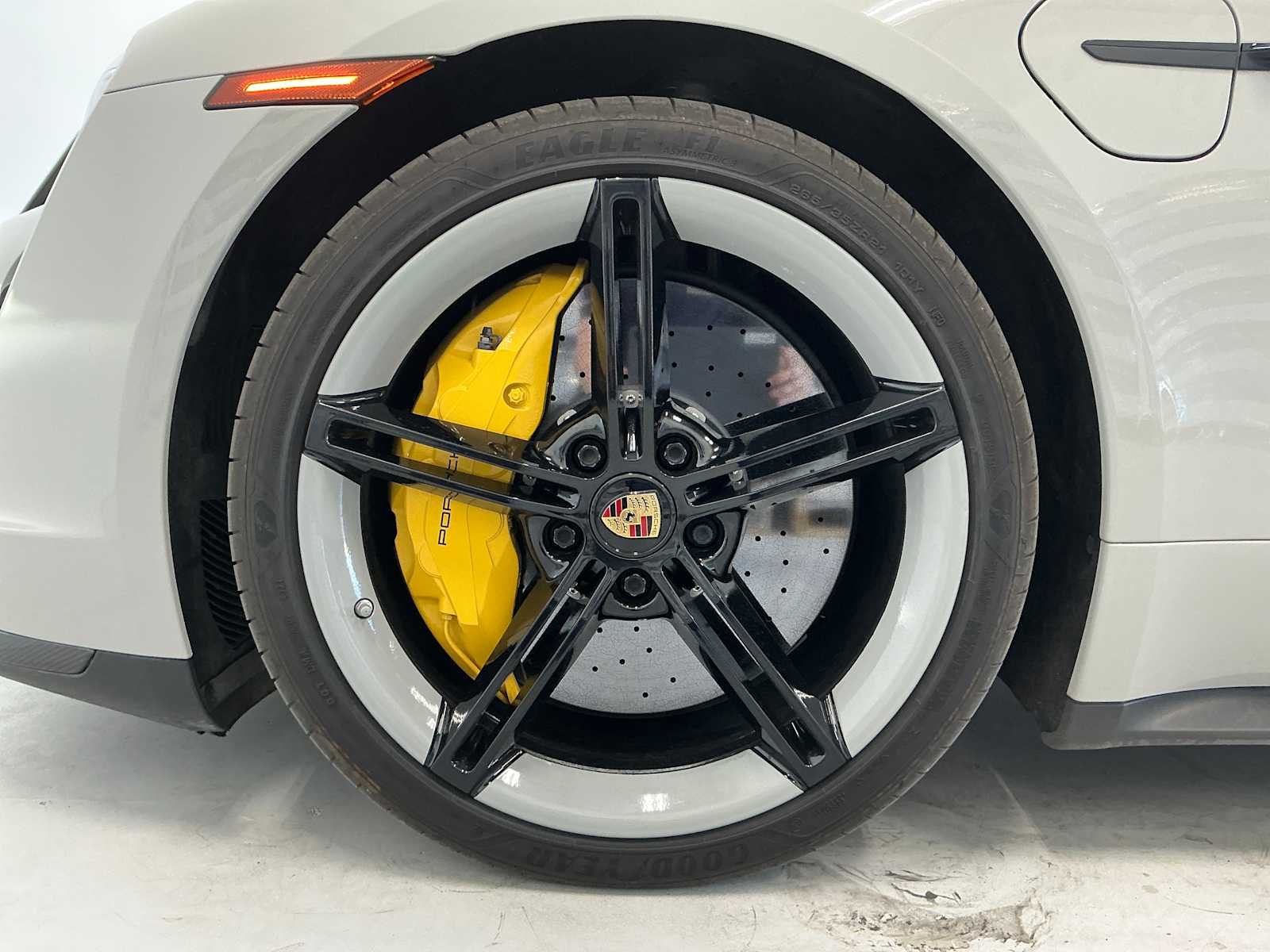 Used 2021 Chalk Porsche Turbo S image 9