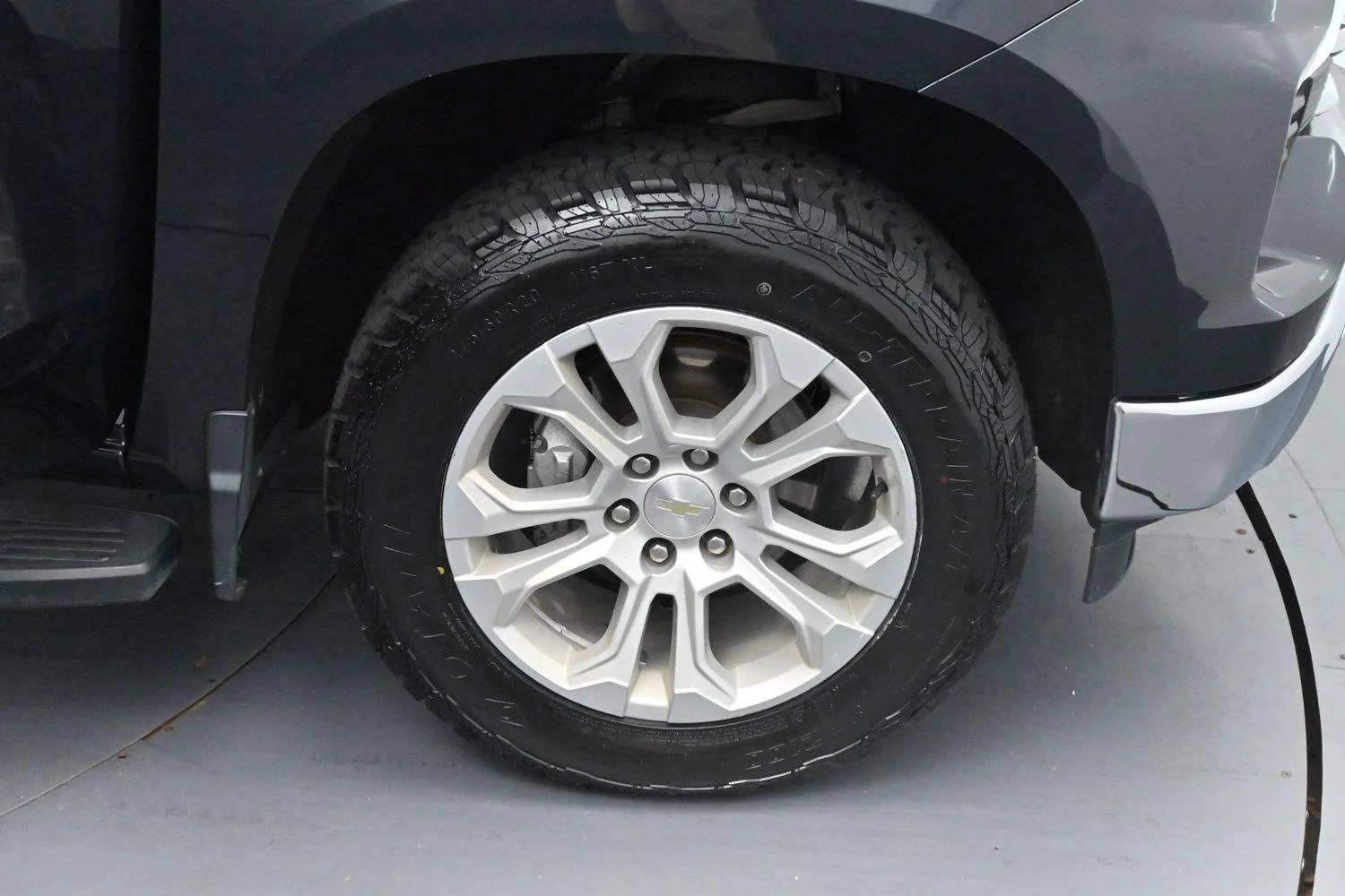 Used 2022 Dark Ash Metallic Chevrolet LTZ image 32