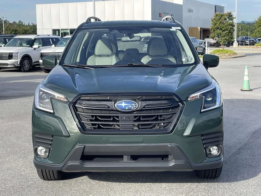 Used 2024 Cascade Green Silica Subaru Premium image 24
