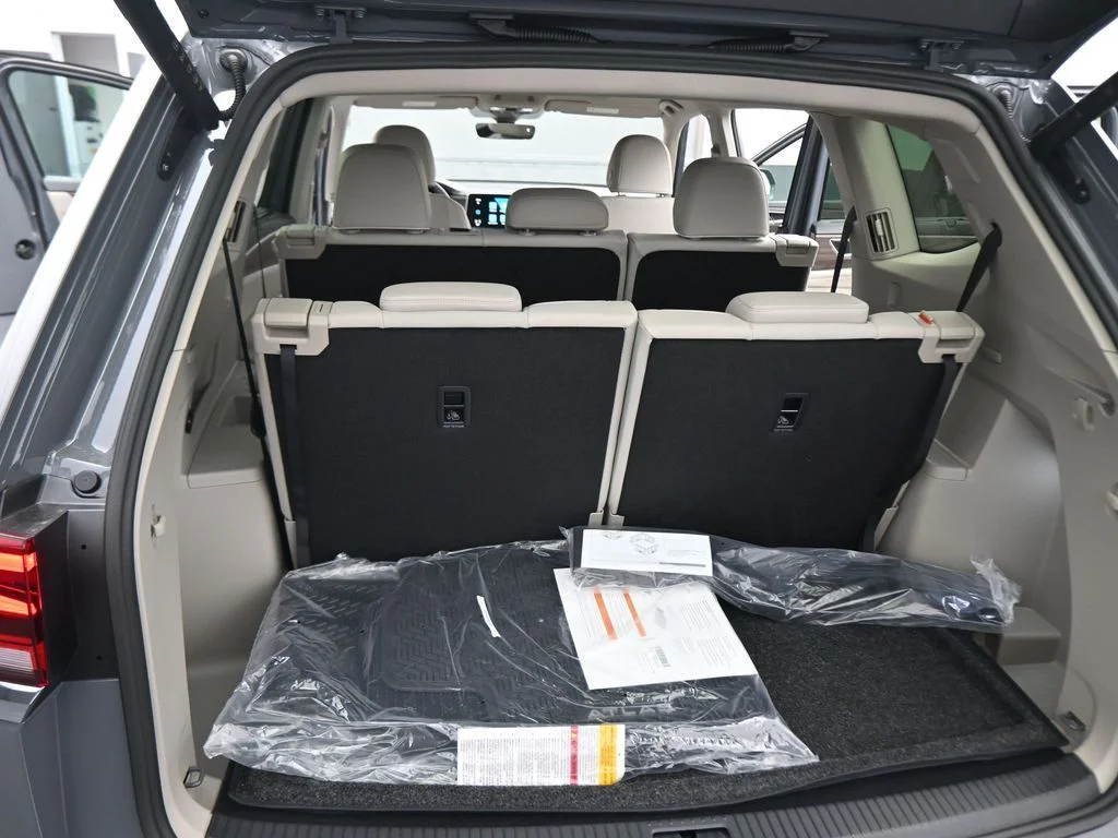 New 2026  Volkswagen 2.0T SEL Premium R-Line image 40