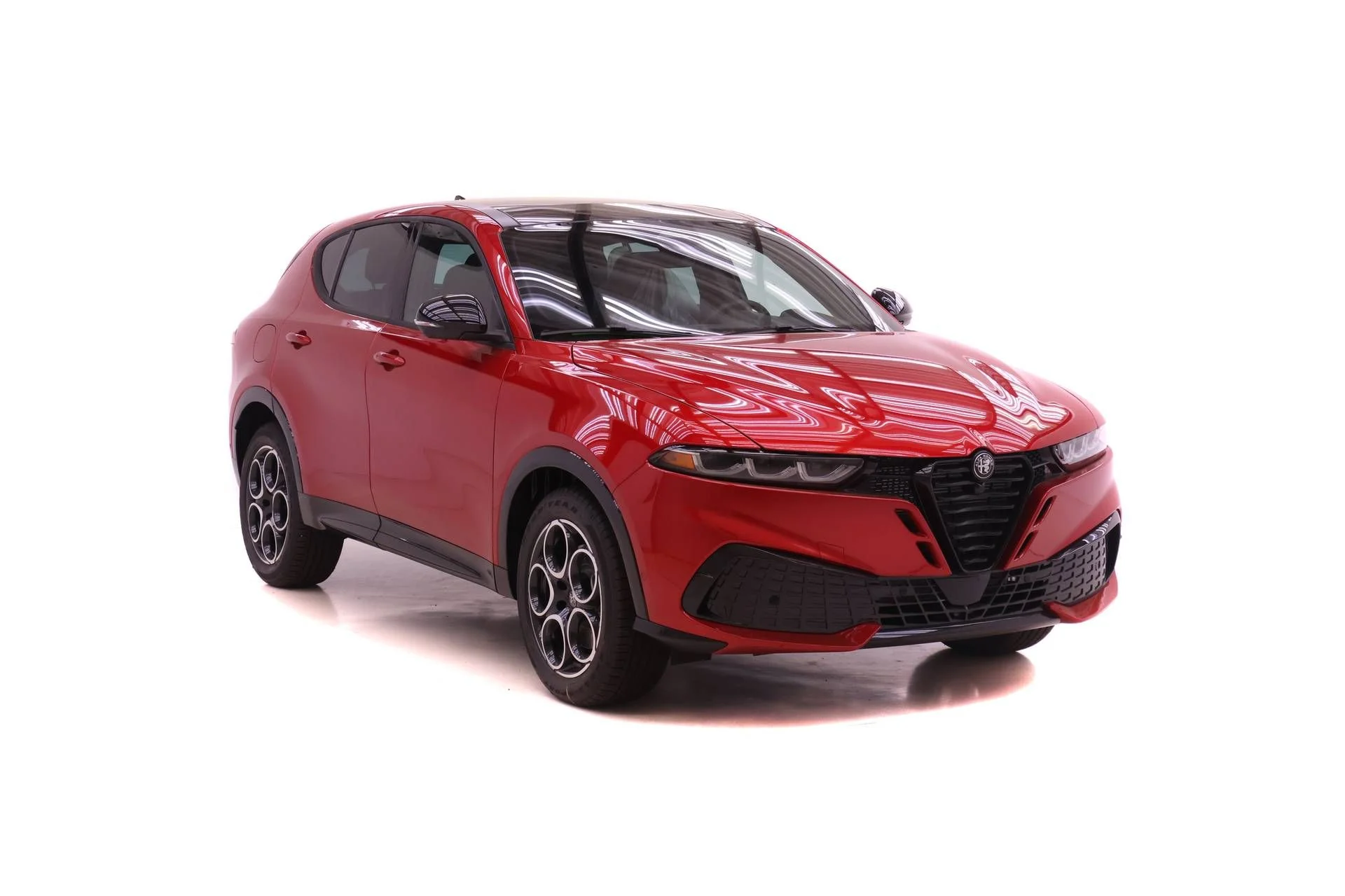 New 2026 Rosso Brera (Red) Exterior Paint Alfa Romeo Base image 2