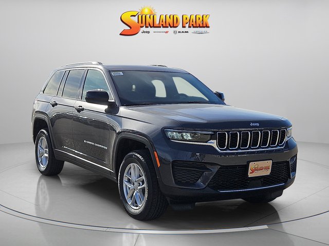New 2025 Jeep Grand Cherokee Laredo 4x2 Sport Utility