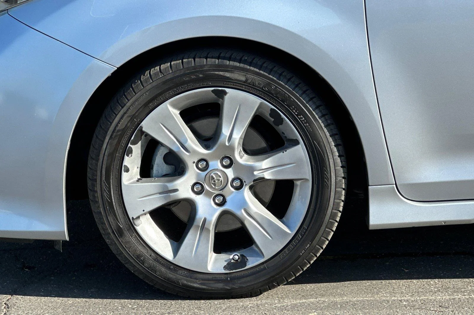 Used 2014 Silver Sky Metallic Toyota SE 8-Passenger image 27
