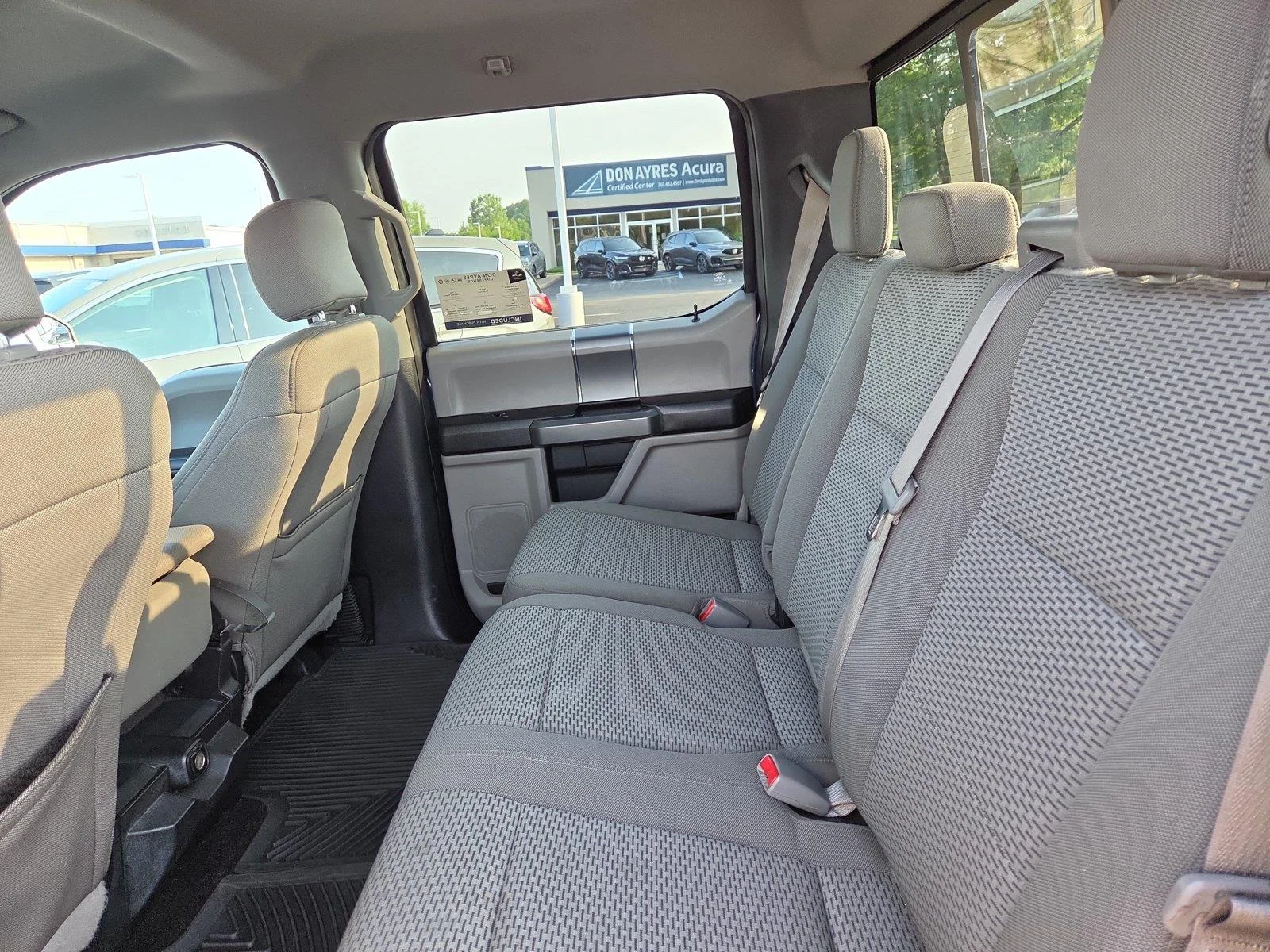 Used 2017 Blue Jeans Ford XLT image 22